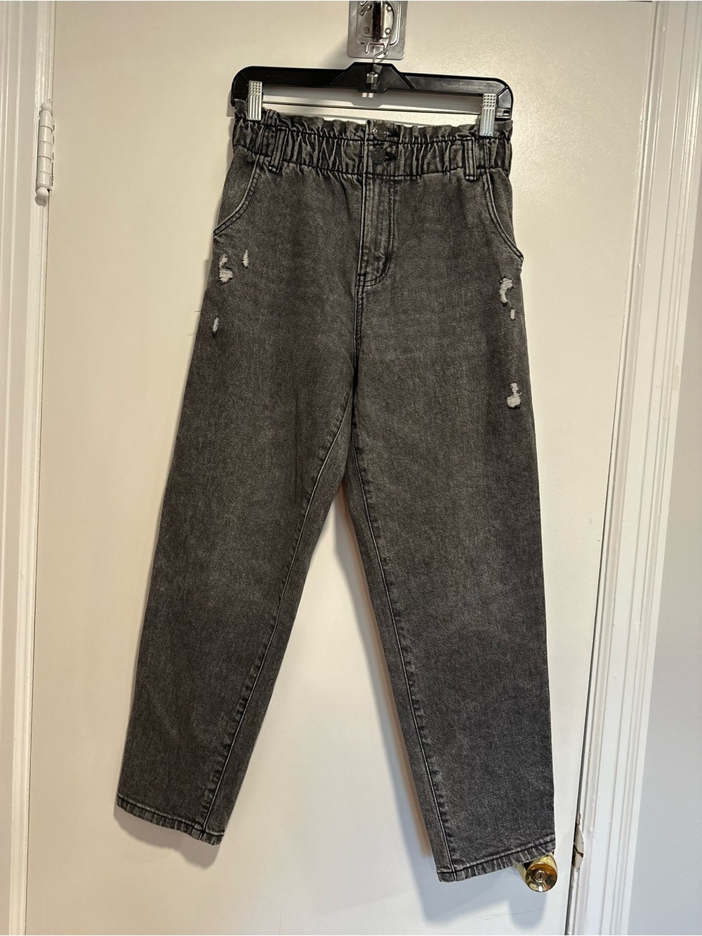 NWT SO Sz:7 black/gray acid wash distressed high waist mom jeans elastic waist.